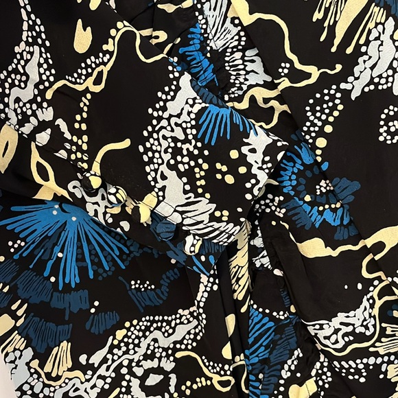 Printed mini dress fitted v neck - Picture 2 of 3